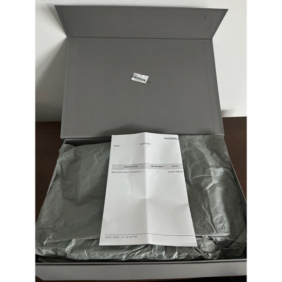 BALENCIAGA Everyday XXS Tote bag - Picture 13 of 16